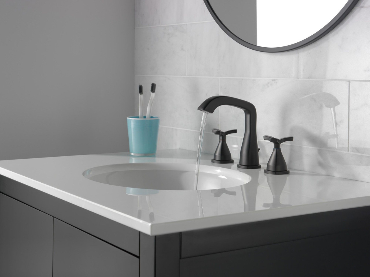 357766-BLMPU-DST Stryke Widespread Faucet, Matte Black