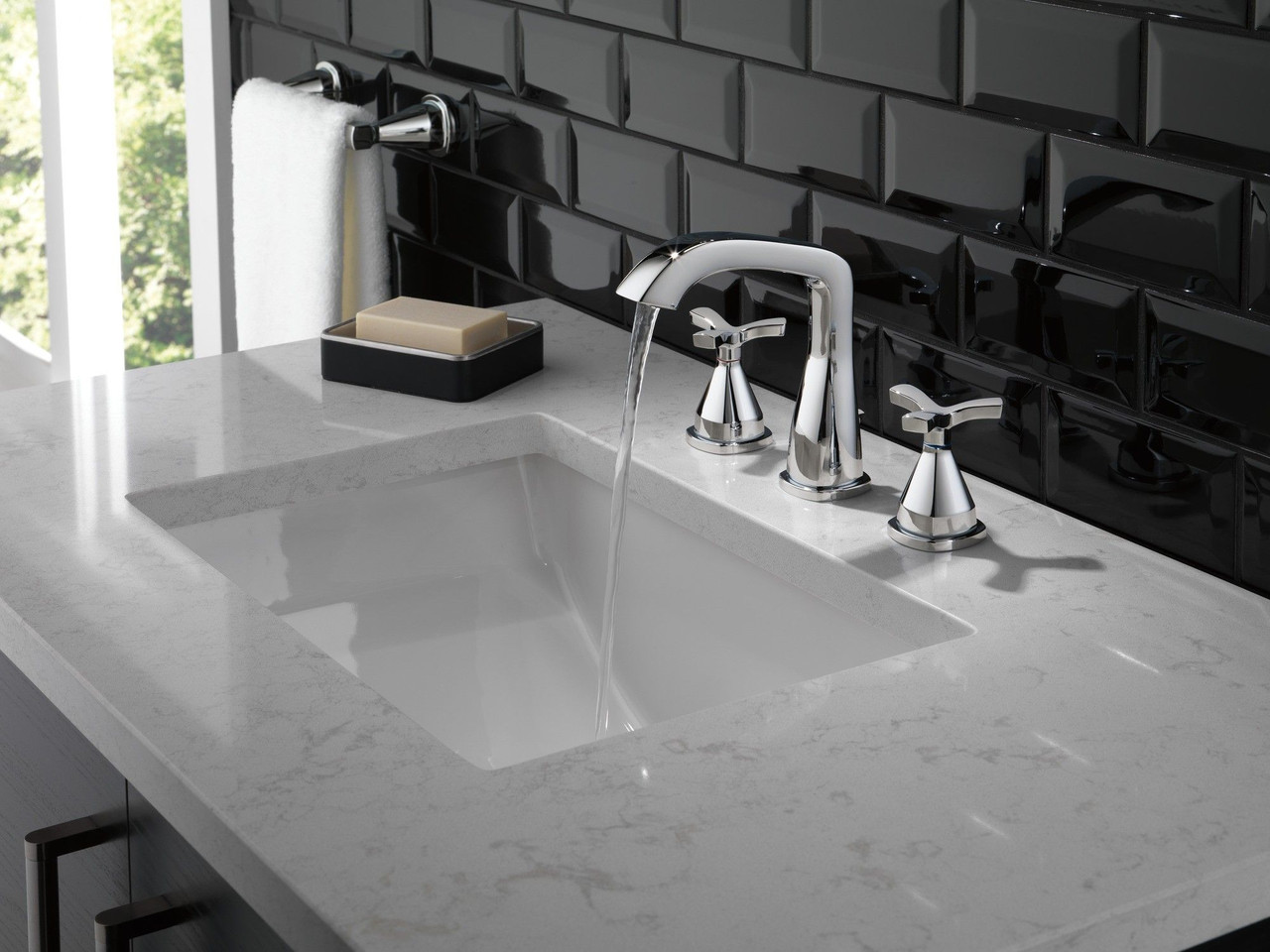 Delta 357766-MPU-DST Stryke Widespread Faucet, Chrome