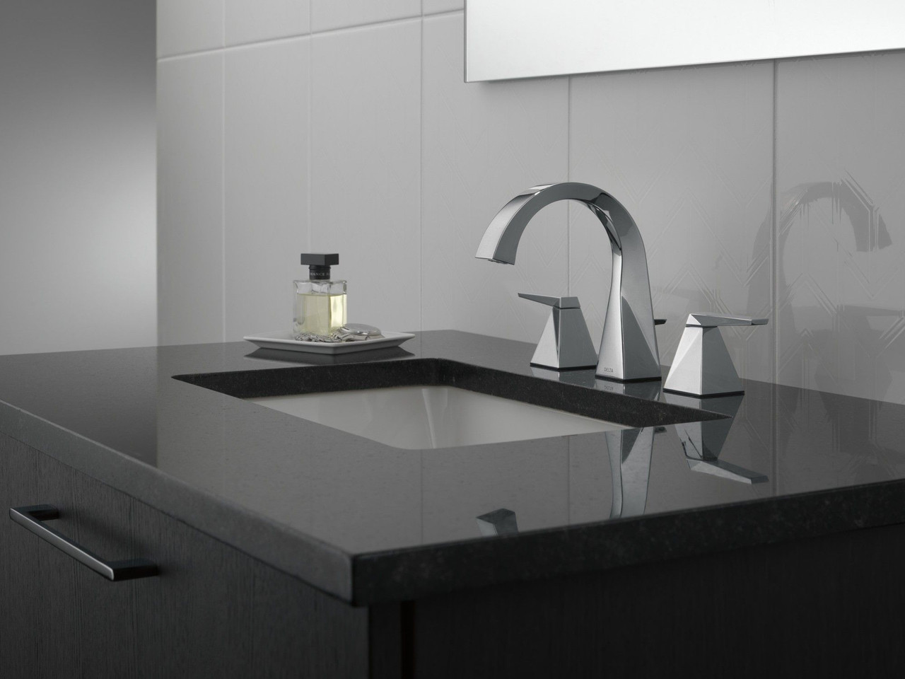 Delta 35546-PR-MPU-DST Trillian Two Handle Widespread Bathroom Faucet, Lumicoat Chrome