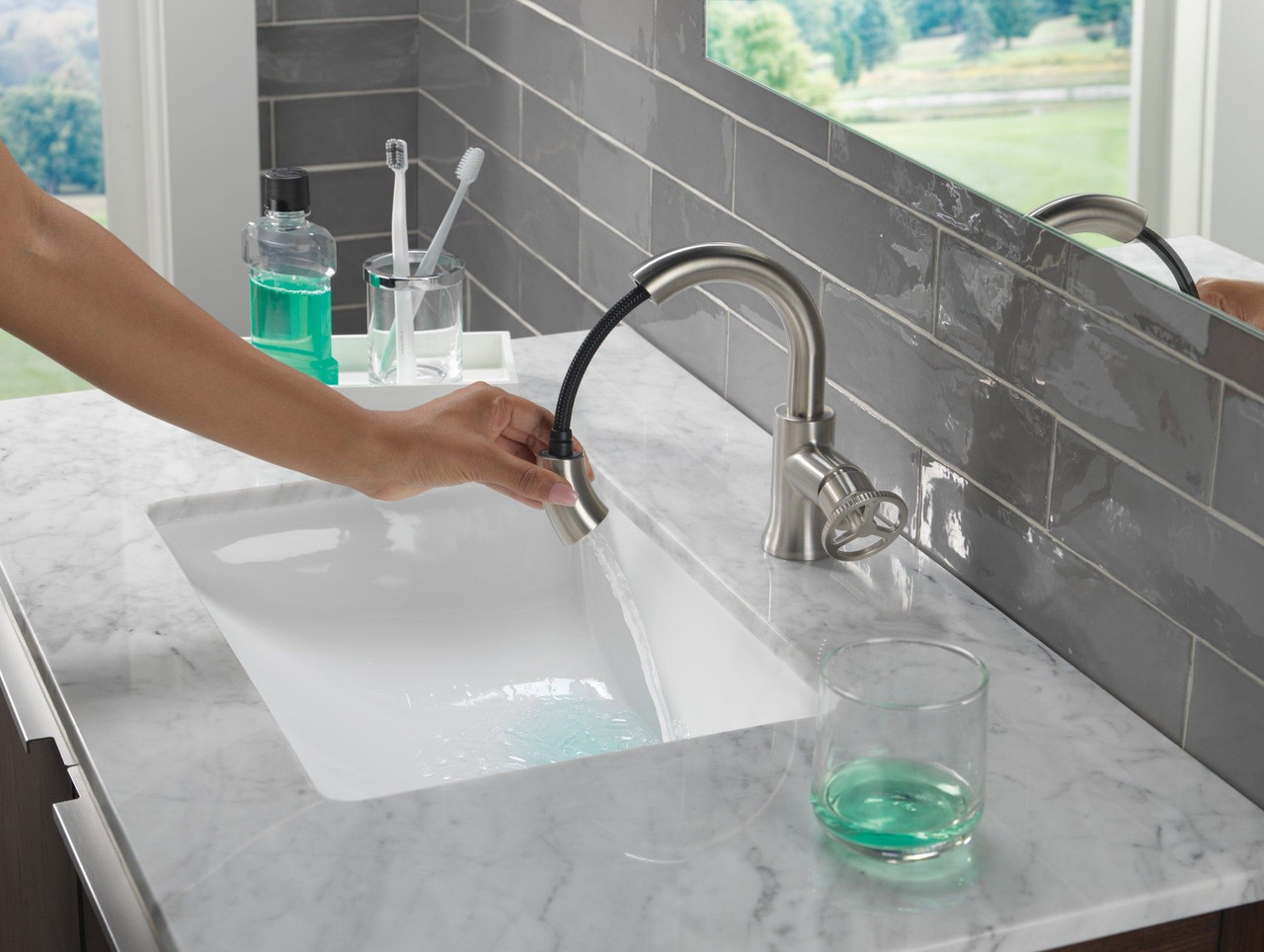 Delta 558HAR-SSPD-DST Trinsic Single Handle Pull Down Bathroom Faucet, Stainless