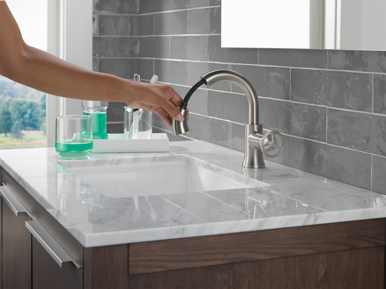 Delta 558HAR-SSPD-DST Trinsic Single Handle Pull Down Bathroom Faucet, Stainless