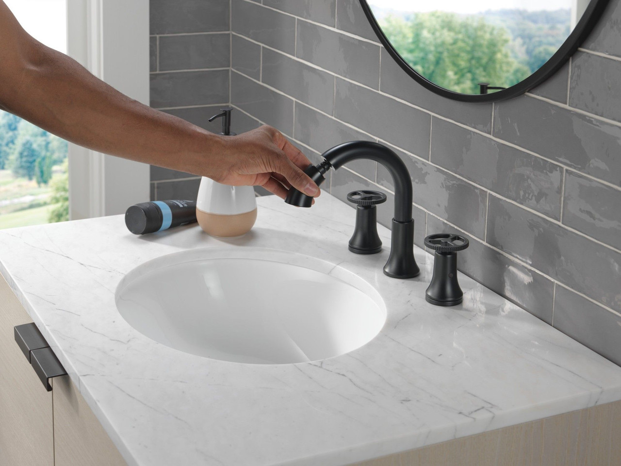 Delta 3558-BLPD-DST Trinsic Two Handle Widespread Pull Down Bathroom Faucet, Matte Black