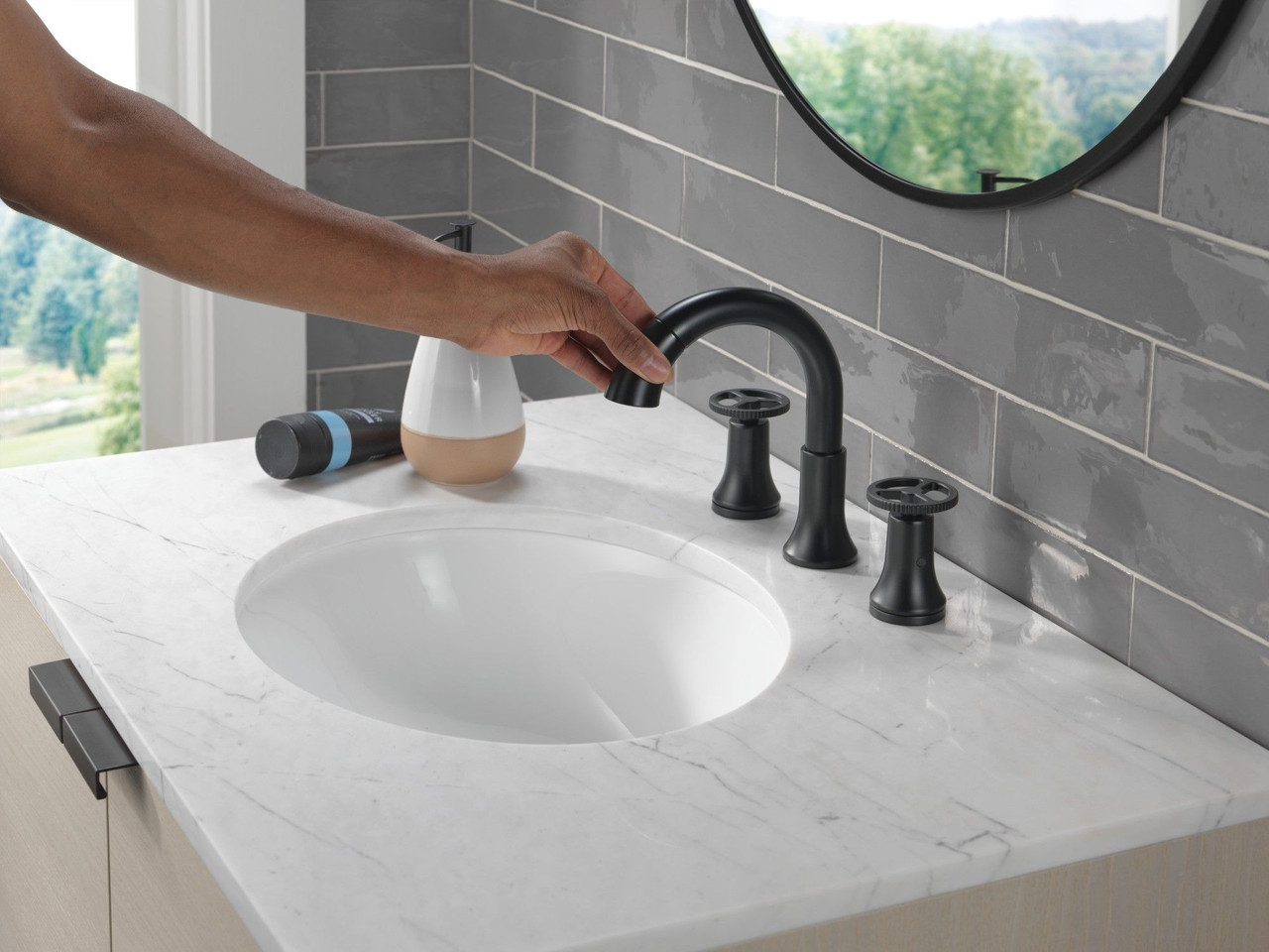 Delta 3558-BLPD-DST Trinsic Two Handle Widespread Pull Down Bathroom Faucet, Matte Black