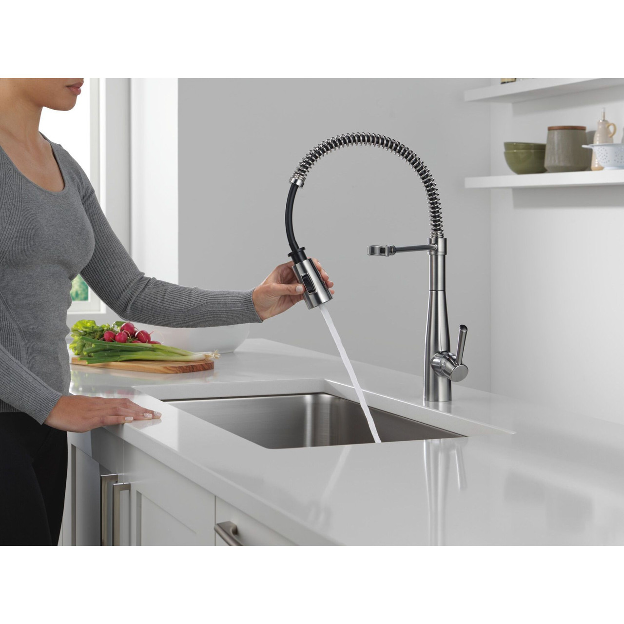 9613-AR-DST Essa 11.50-in x 4.13-in x 19.38-in Single-Handle Pull-Down Spring Kitchen Faucet, Arctic Stainless