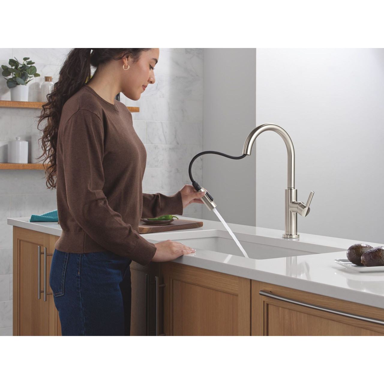 19867LF-SS Nicoli 11.06-in x 10.75-in x 17.06-in Single-Handle Pull-Down Kitchen Faucet, Stainless