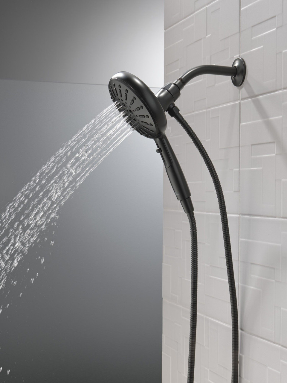 Delta 54910-BL-PK Universal Showering Components 7-Setting SureDock Magnetic Hand Shower, Matte Black