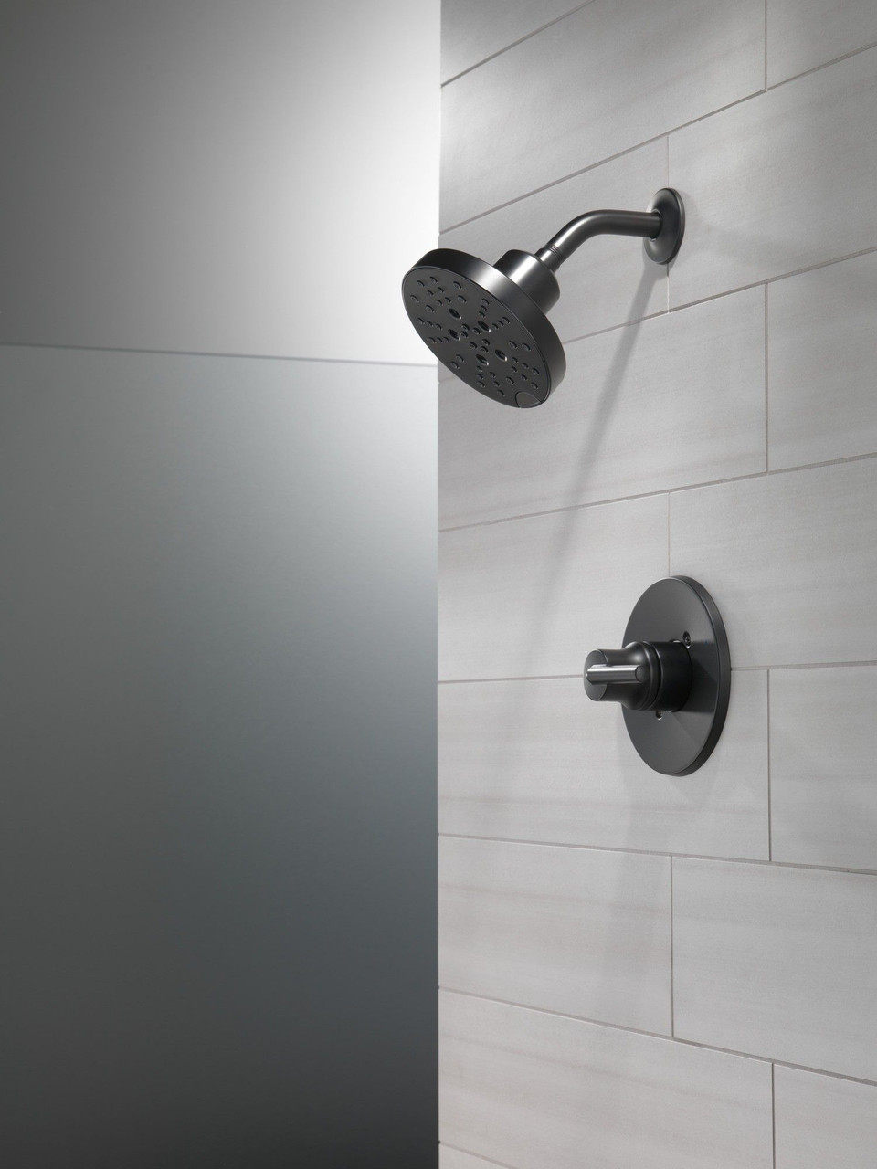 Delta 52688-BL Universal Showering Components H2Okinetic 3-Setting Raincan Shower Head, Matte Black