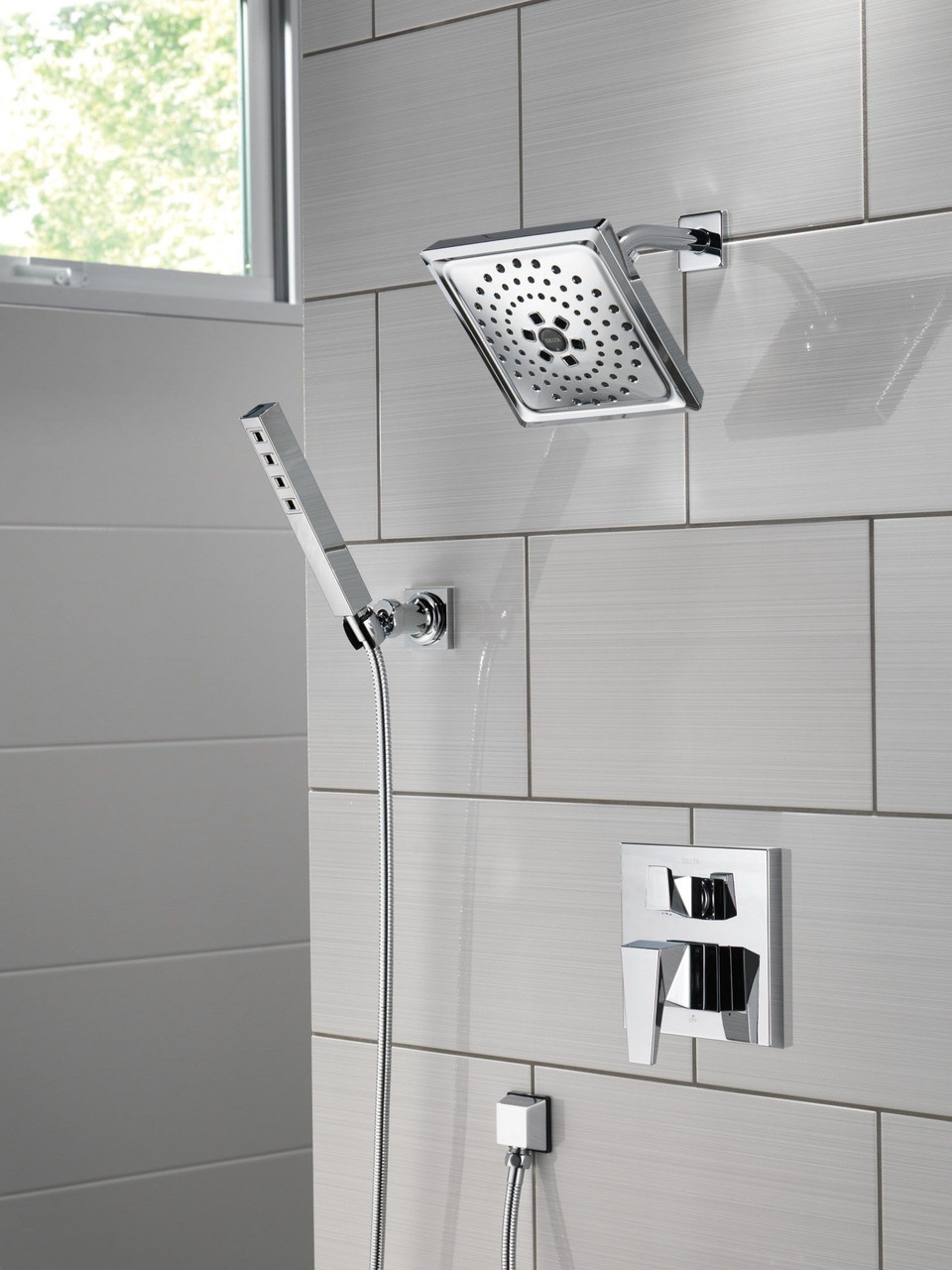 Delta 52684-PR Universal Showering Components H2Okinetic 3-Setting Raincan Shower Head, Lumicoat Chrome