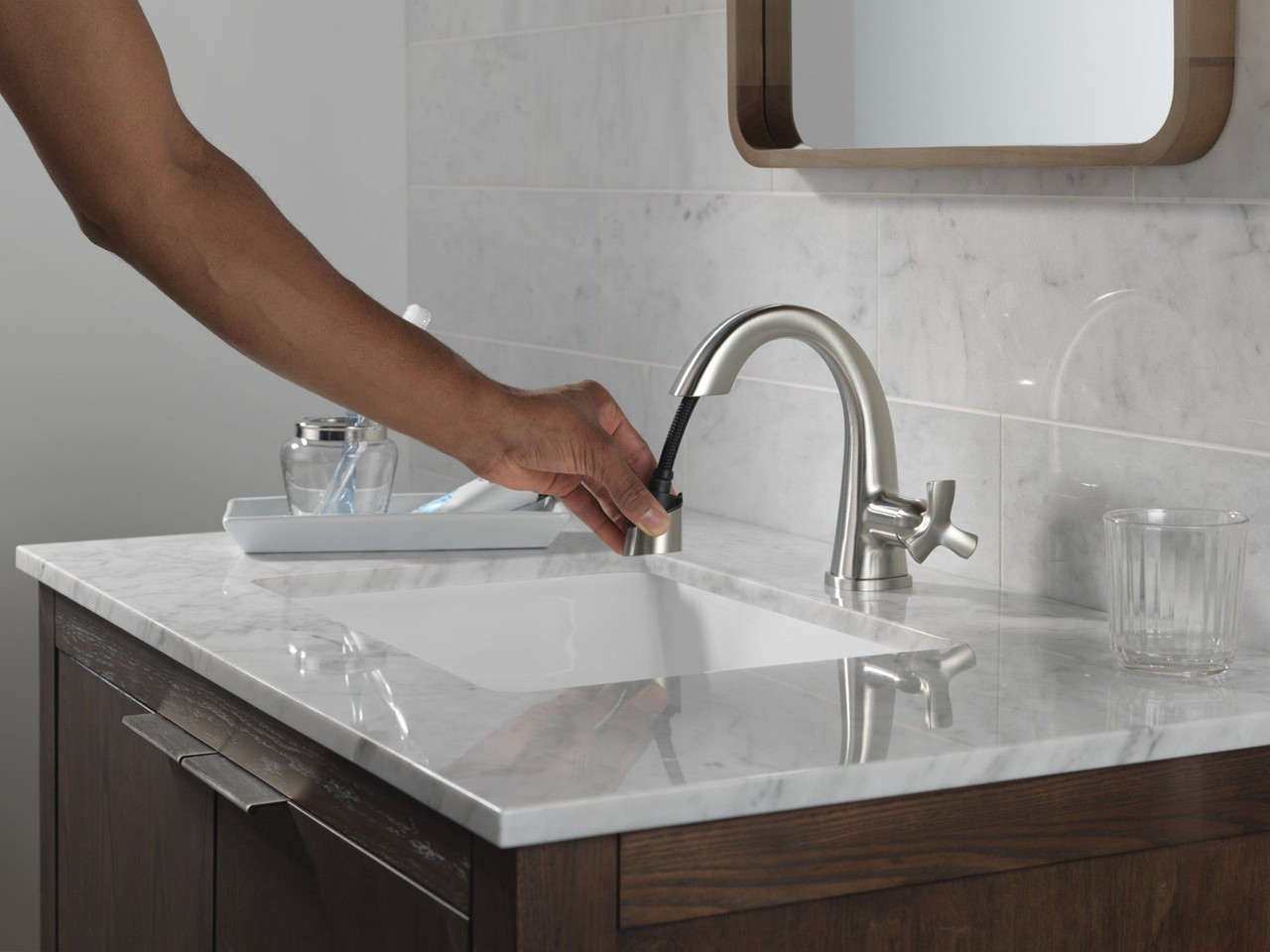 Delta 5776-SSPD-PR-DST Stryke Single Handle Pull Down Bathroom Faucet, Lumicoat Stainless