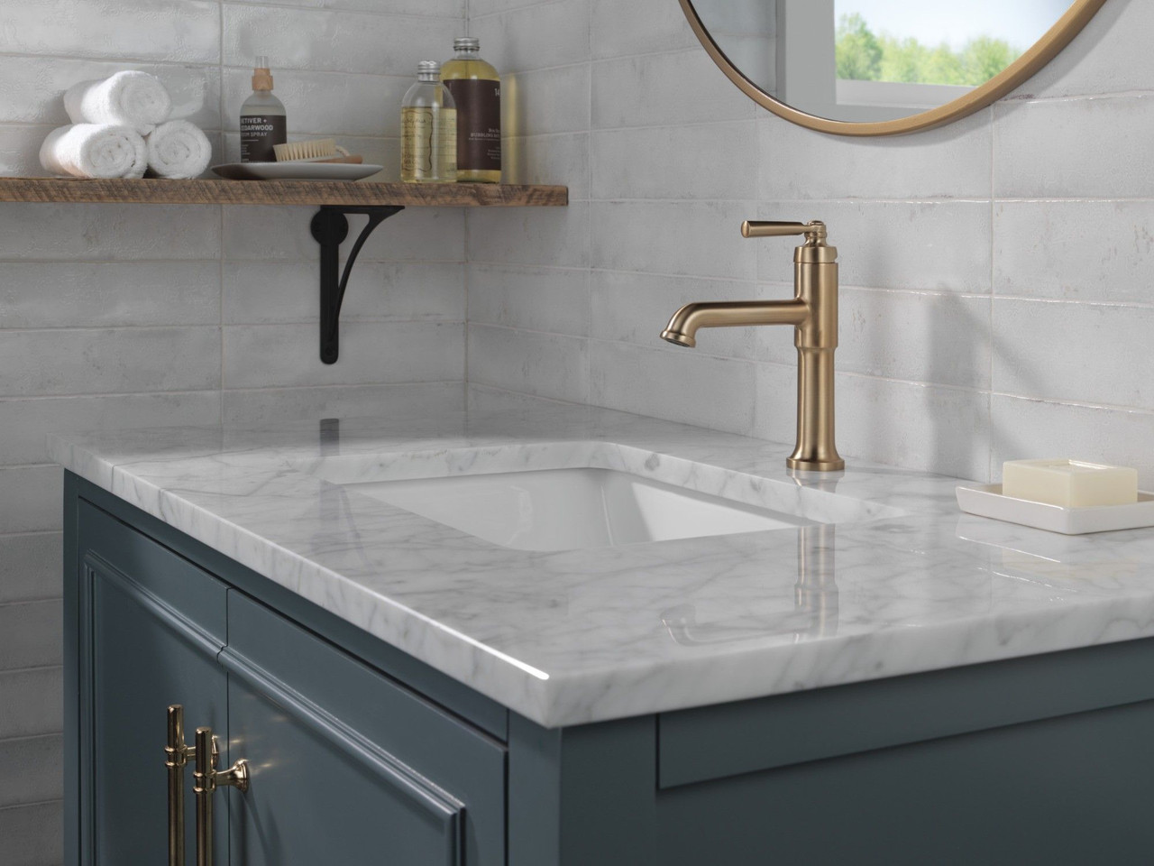 536-CZMPU-DST SAYLOR Single Handle Bathroom Faucet, Champagne Bronze