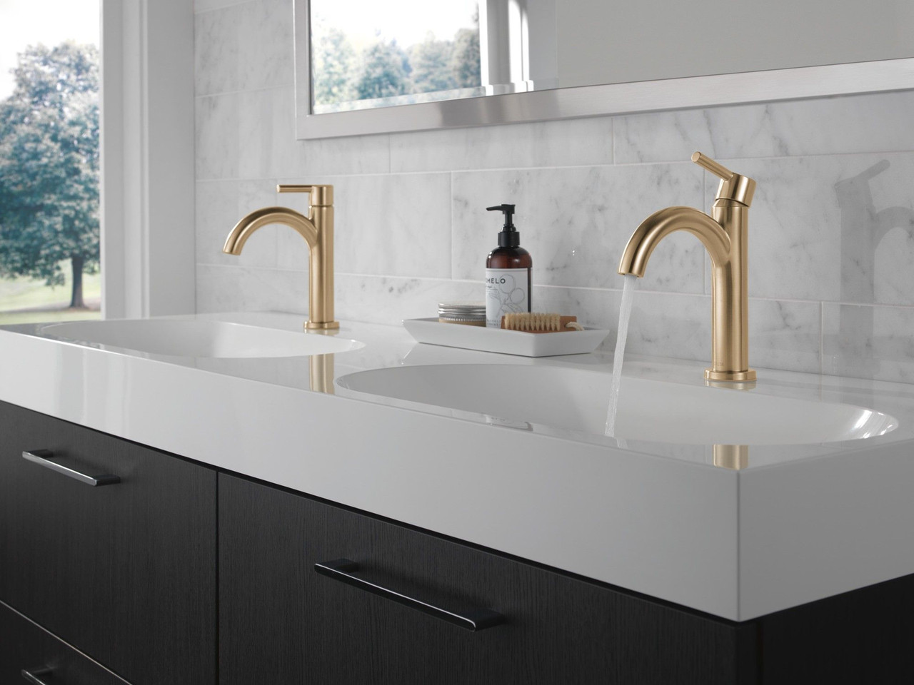 Delta 15749LF-CZ Nicoli Single Handle Bathroom Faucet, Champagne Bronze