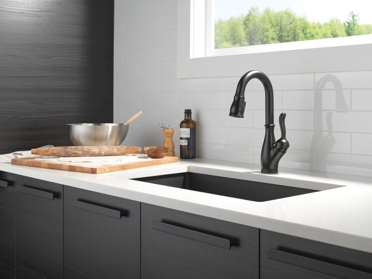 9678T-BL-DST Leland Single Handle Pull Down Bar or Prep Faucet with Touch2O Technology, Matte Black