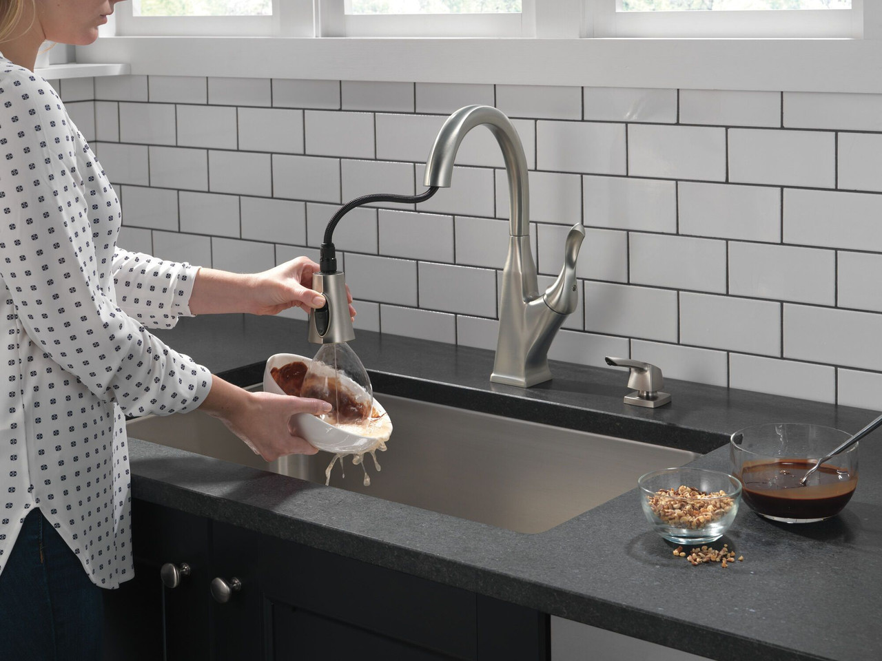 Delta 19806Z-SPSD-DST Cantrall Single Handle Pull Down Kitchen Faucet with Soap Dispenser and ShieldSpray Technology, Spotshield Stainless