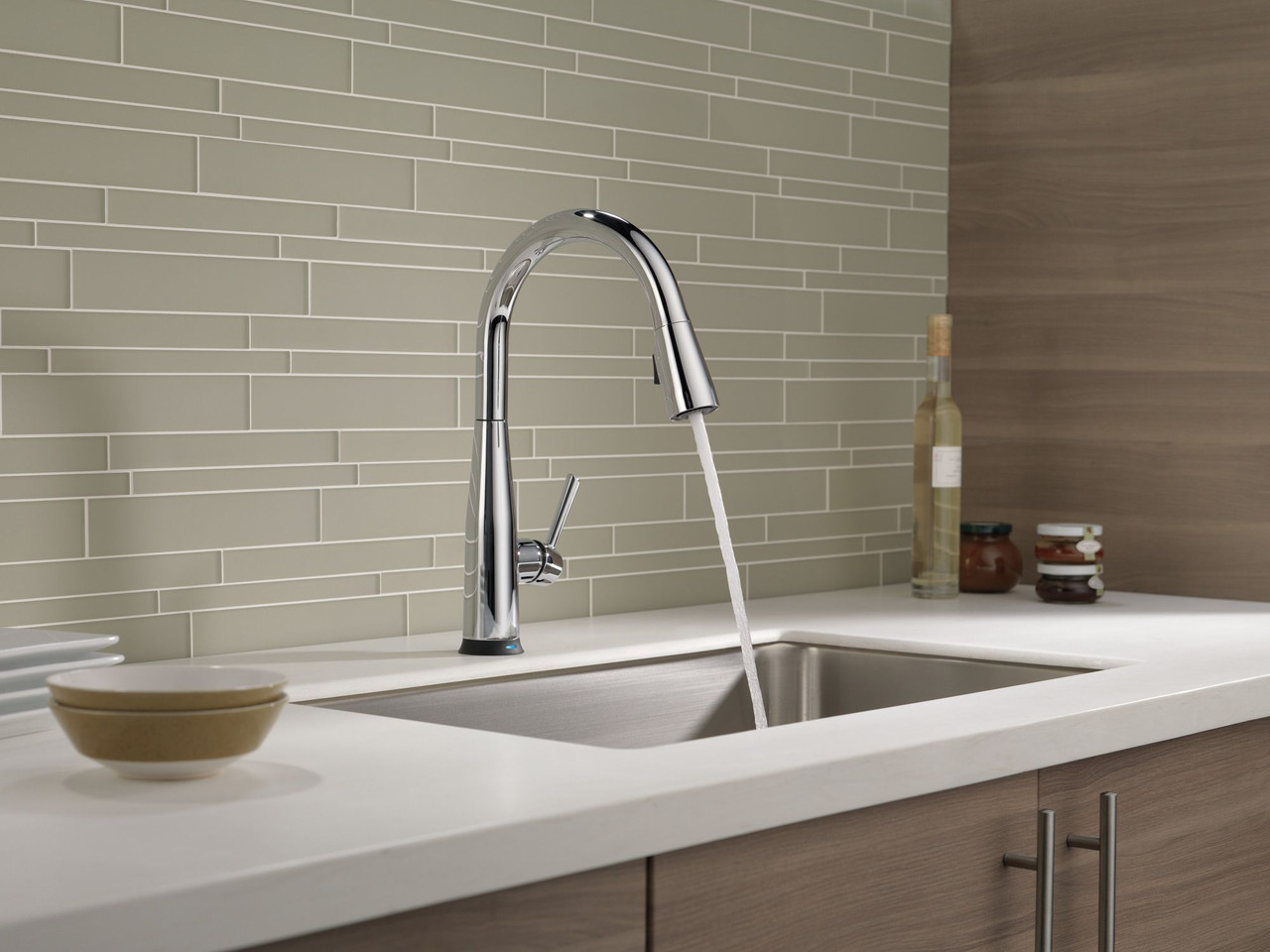 9113TV-DST Essa VoiceIQ Single Handle Pull Down Faucet with Touch2O Technology, Chrome