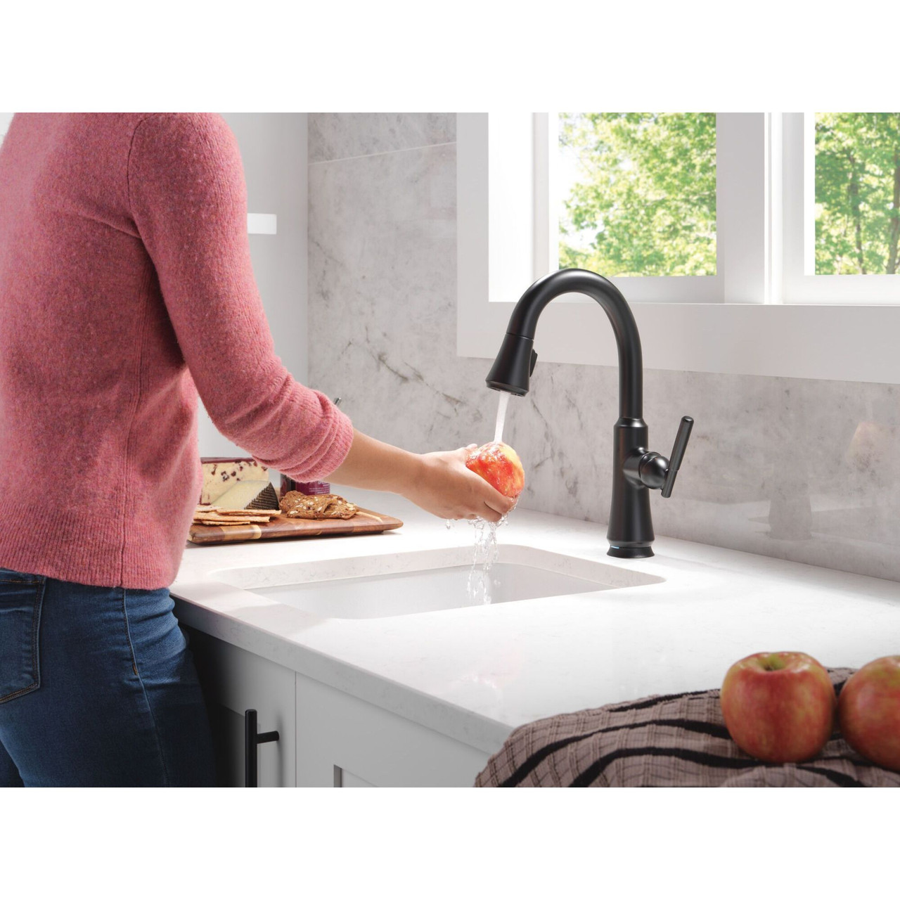 9979TL-BL-DST Coranto 9.06-in x 4.63-in x 14.38-in Touch2O Bar and Prep Faucet with Touchless Technology, Matte Black