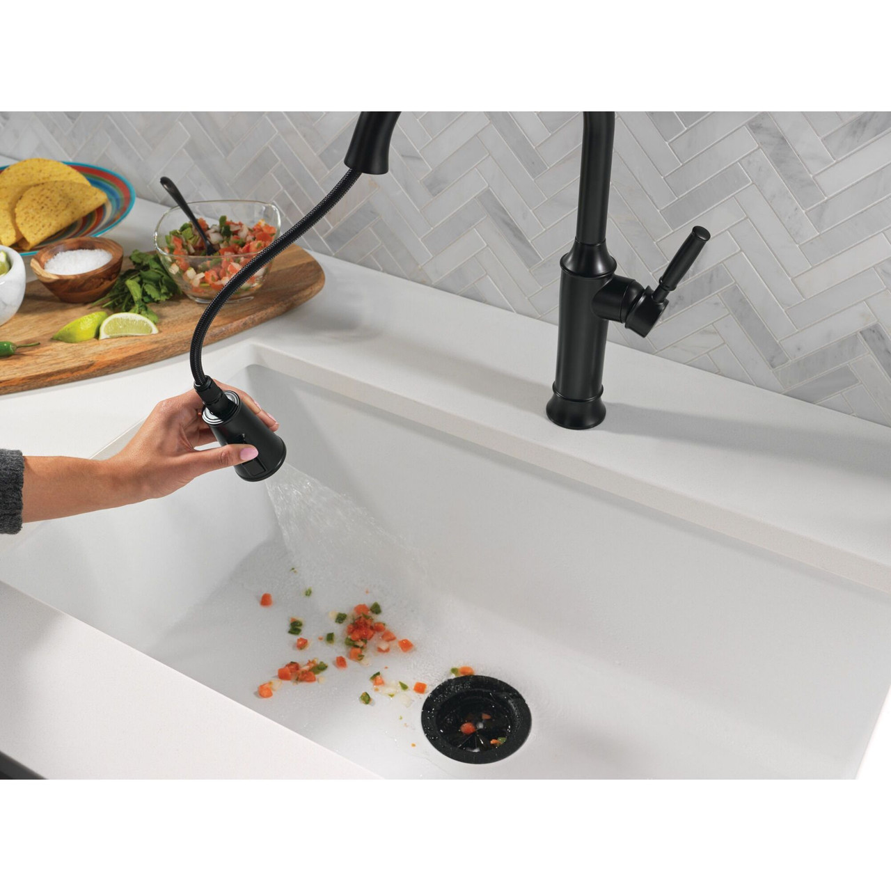 9184-BL-DST Renaldi 11.56-in x 2.81-in x 16.56-in Single-Handle Pull-Down Kitchen Faucet, Matte Black