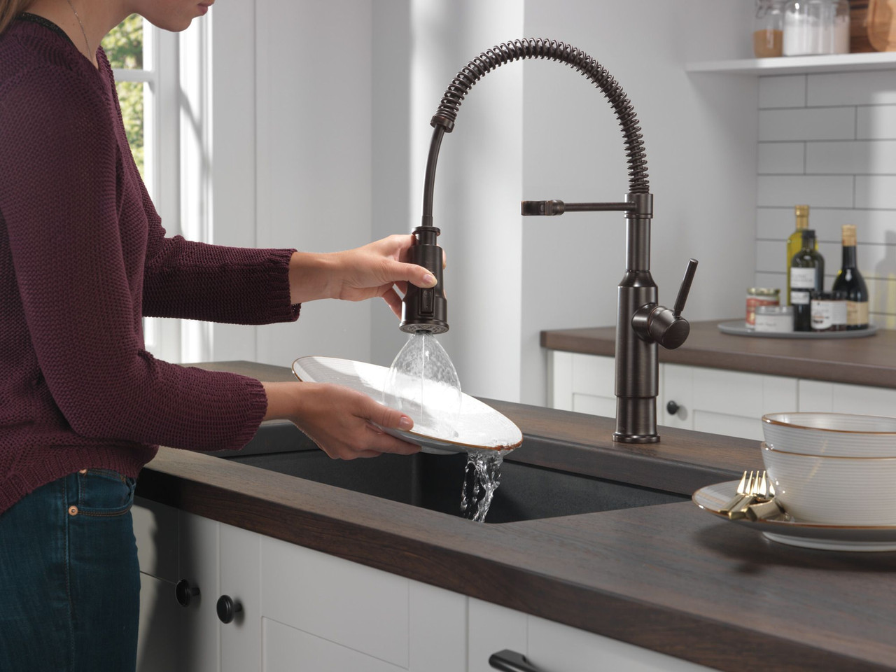 Delta 18804Z-RB-DST Theodora Single Handle Pull Down Spring Kitchen Faucet, Venetian Bronze