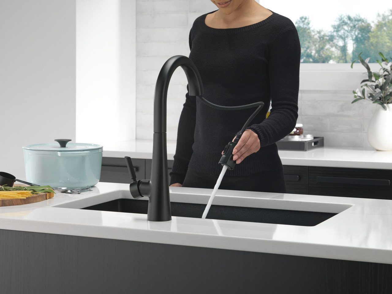 9191-BL-DST Monrovia Single Handle Pull Down Kitchen Faucet, Matte Black