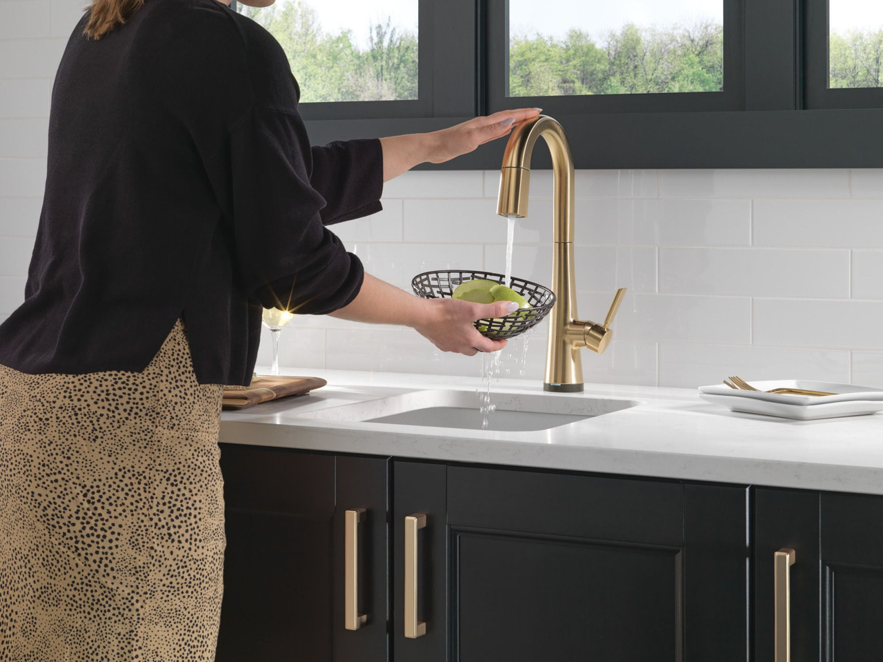 9991T-CZ-PR-DST Monrovia Single Handle Pull Down Bar or Prep Faucet with Touch2O Technology, Lumicoat Champagne Bronze