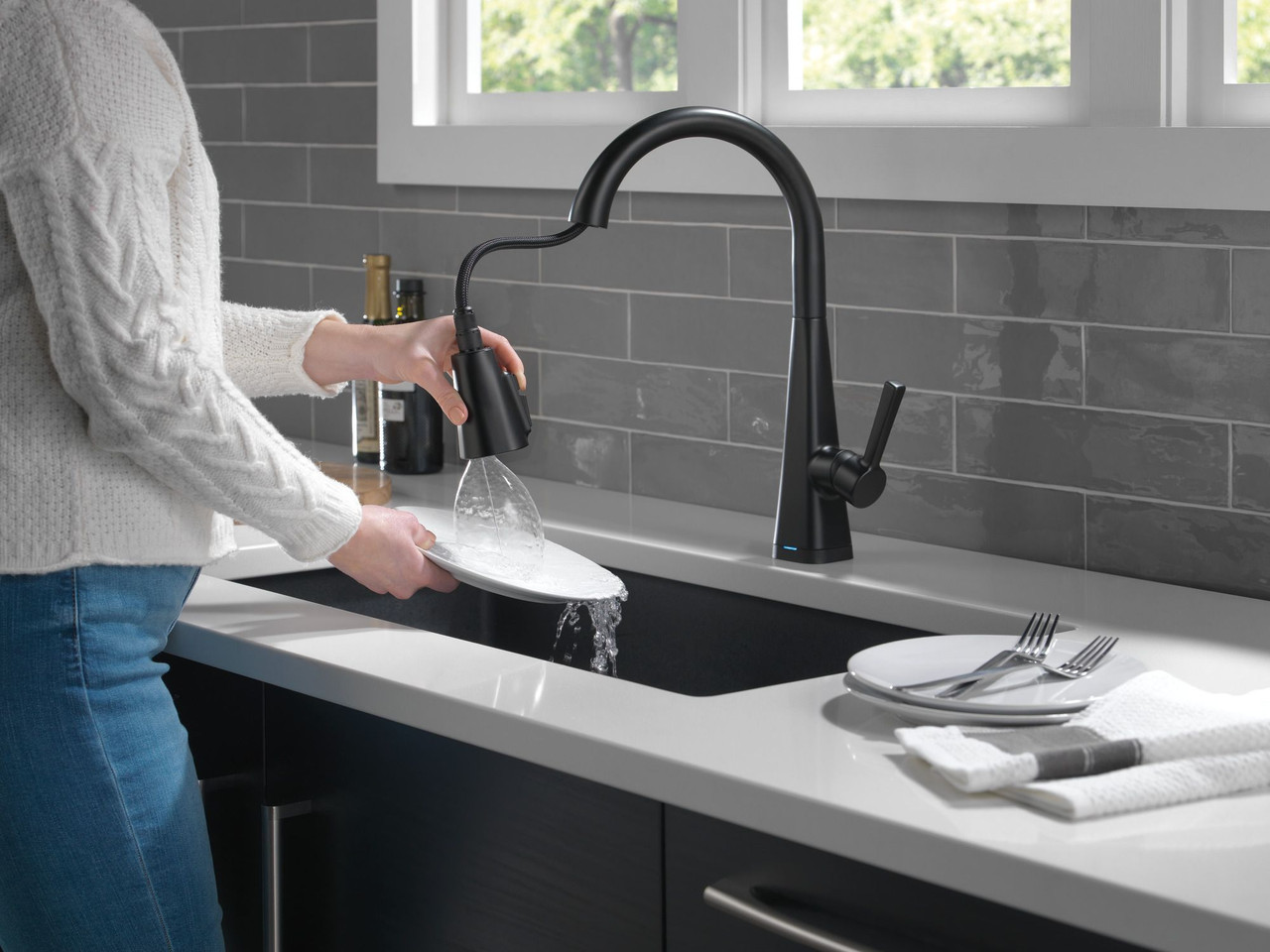 19802TZ-BL-DST Lenta Single Handle Pull Down Kitchen Faucet with Touch2O Technology, Matte Black