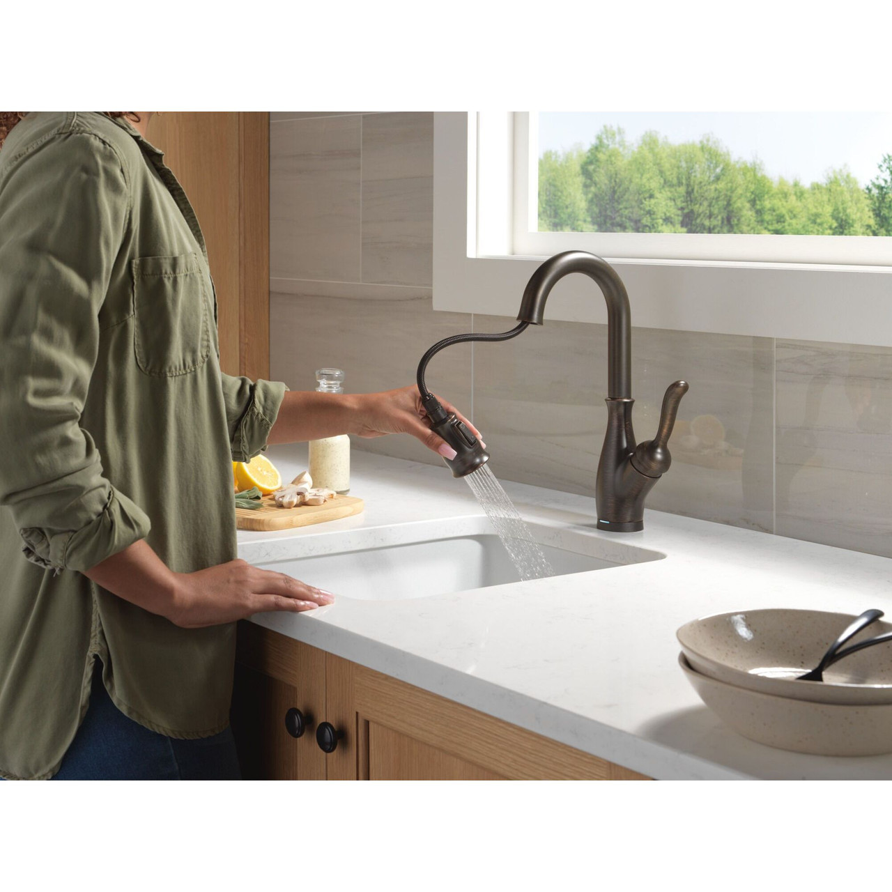 9678TL-RB-DST Leland 9.13-in x 3.50-in x 14.56-in Touch2O Bar and Prep Faucet with Touchless Technology, Venetian Bronze