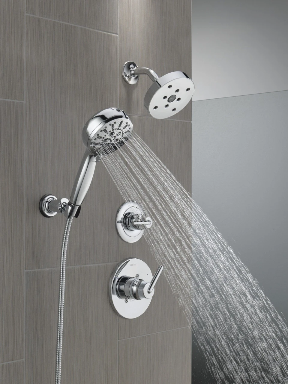 55884-PR Universal Showering Components 7-Setting Wall Mount Hand Shower with Cleaning Spray, Lumicoat Chrome