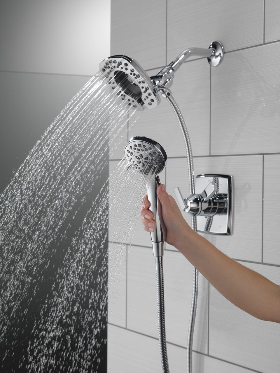 Delta 58498Universal Showering Components In2ition HSSH 1.75 GPM 4-Setting, Chrome