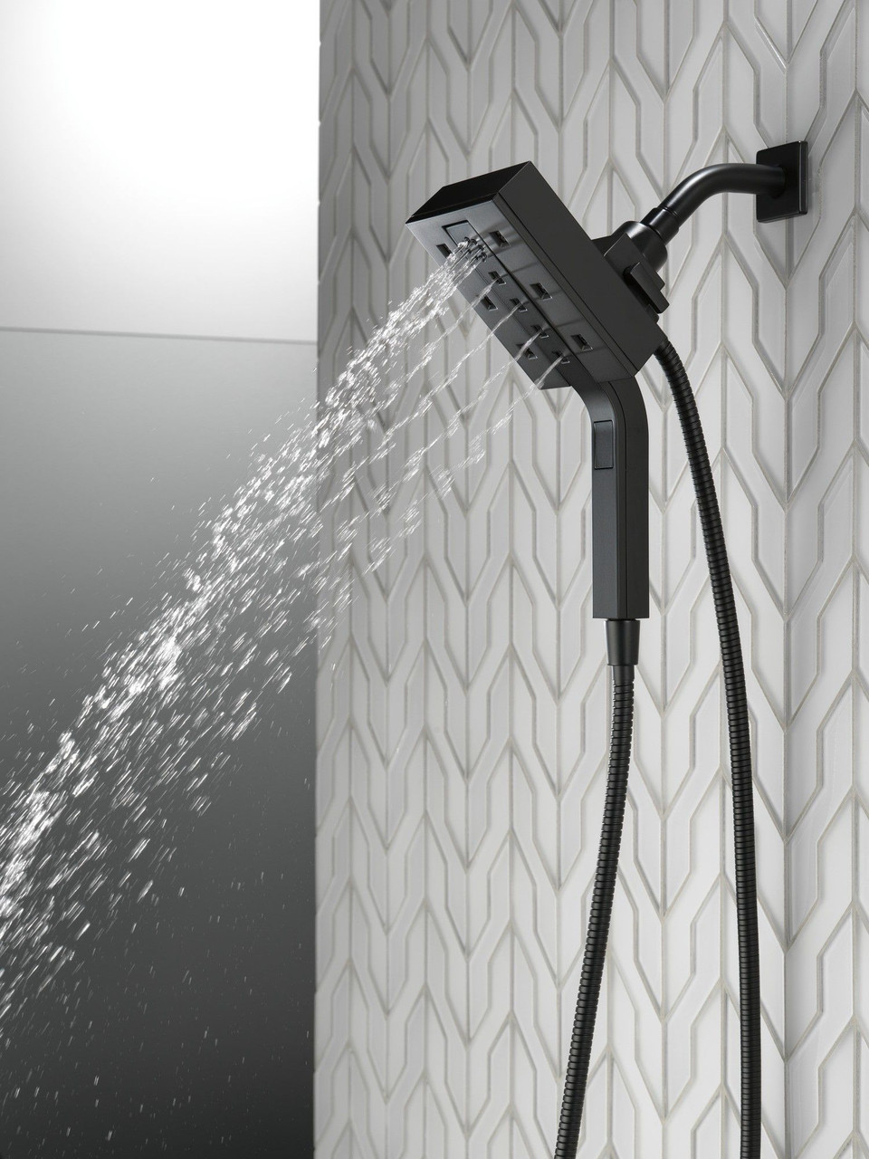 Delta 58473-BL Universal Showering Components H2Okinetic In2ition 4-Setting Two-in-One Shower, Matte Black