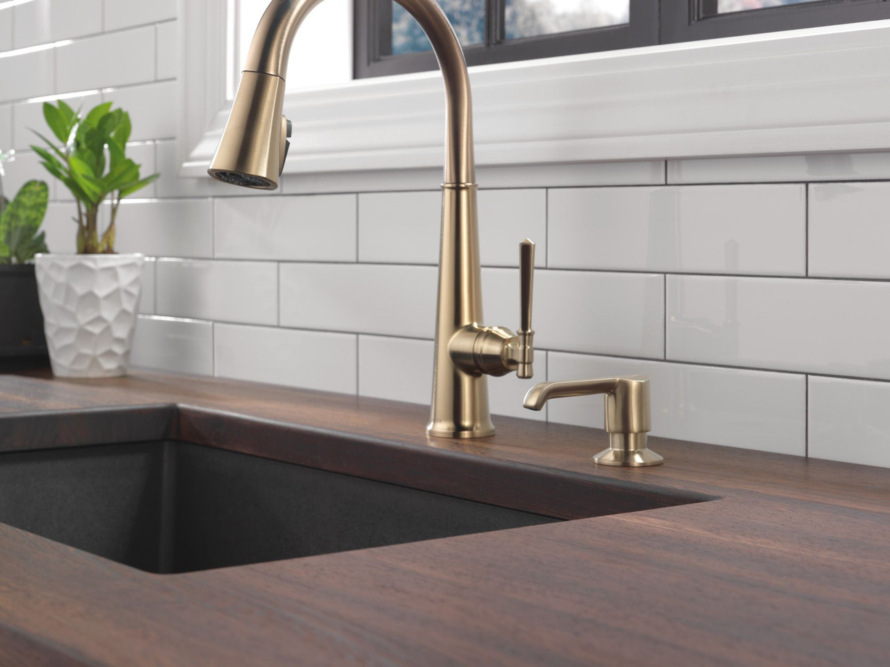 9182-CZ-PR-DST Emmeline Single Handle Pull Down Kitchen Faucet, Lumicoat Champagne Bronze
