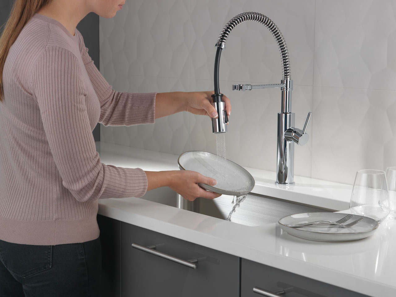 Delta 18803-DST Antoni Single Handle Pull Down Spring Kitchen Faucet, Chrome