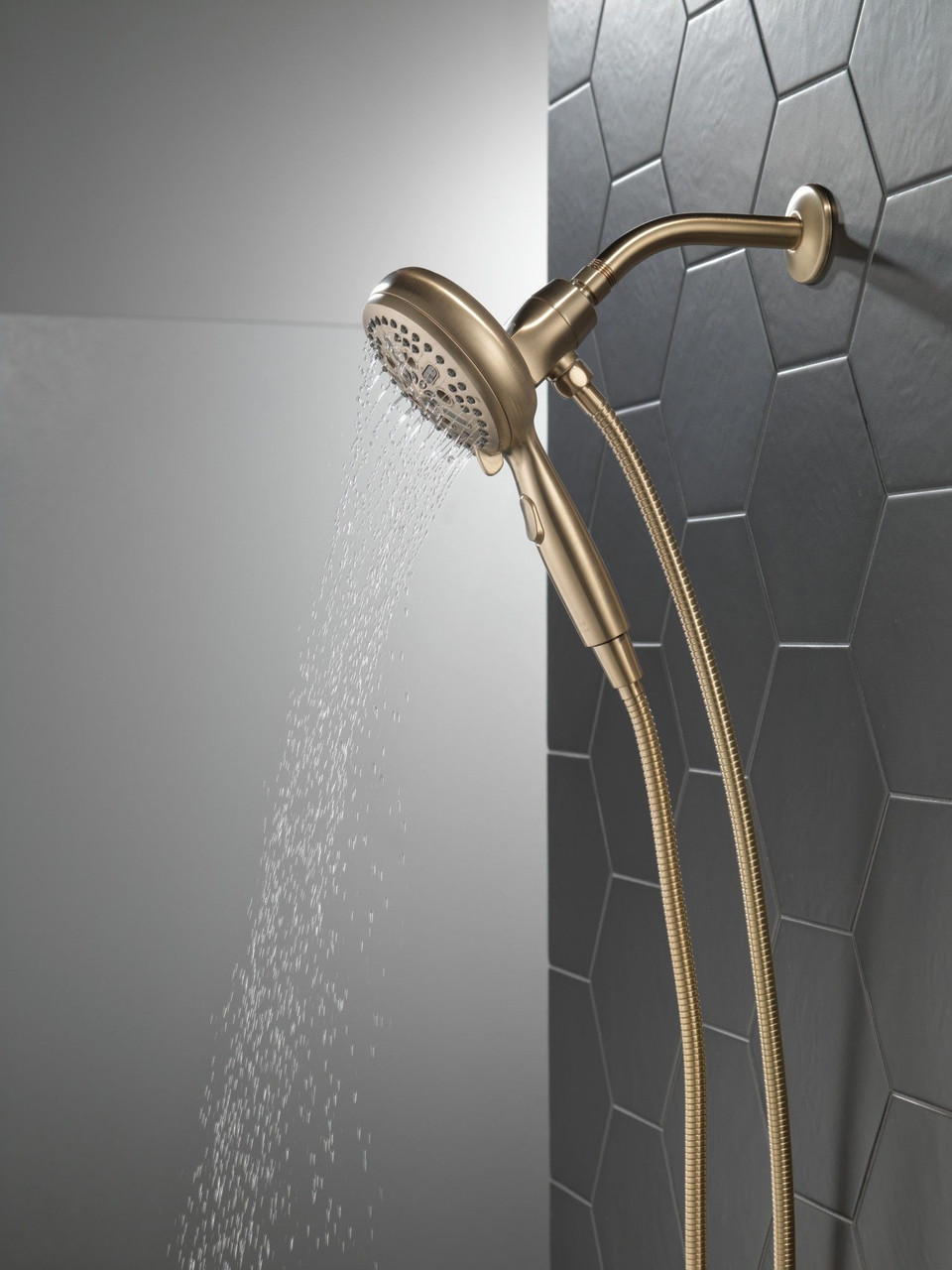 Delta 54810-CZ-PK Universal Showering Components 7-Setting SureDock Magnetic Hand Shower, Champagne Bronze