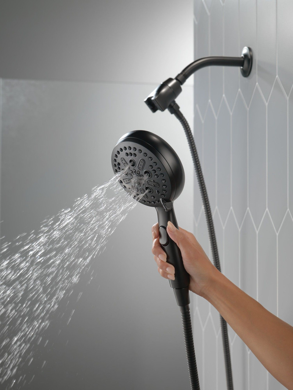 Delta 54810-BL-PK Universal Showering Components 7-Setting SureDock Magnetic Hand Shower, Matte Black