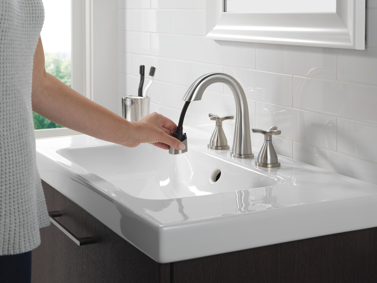 Delta 357756-SSPD-PR-DST Stryke Two Handle Widespread Pull Down Bathroom Faucet, Lumicoat Stainless