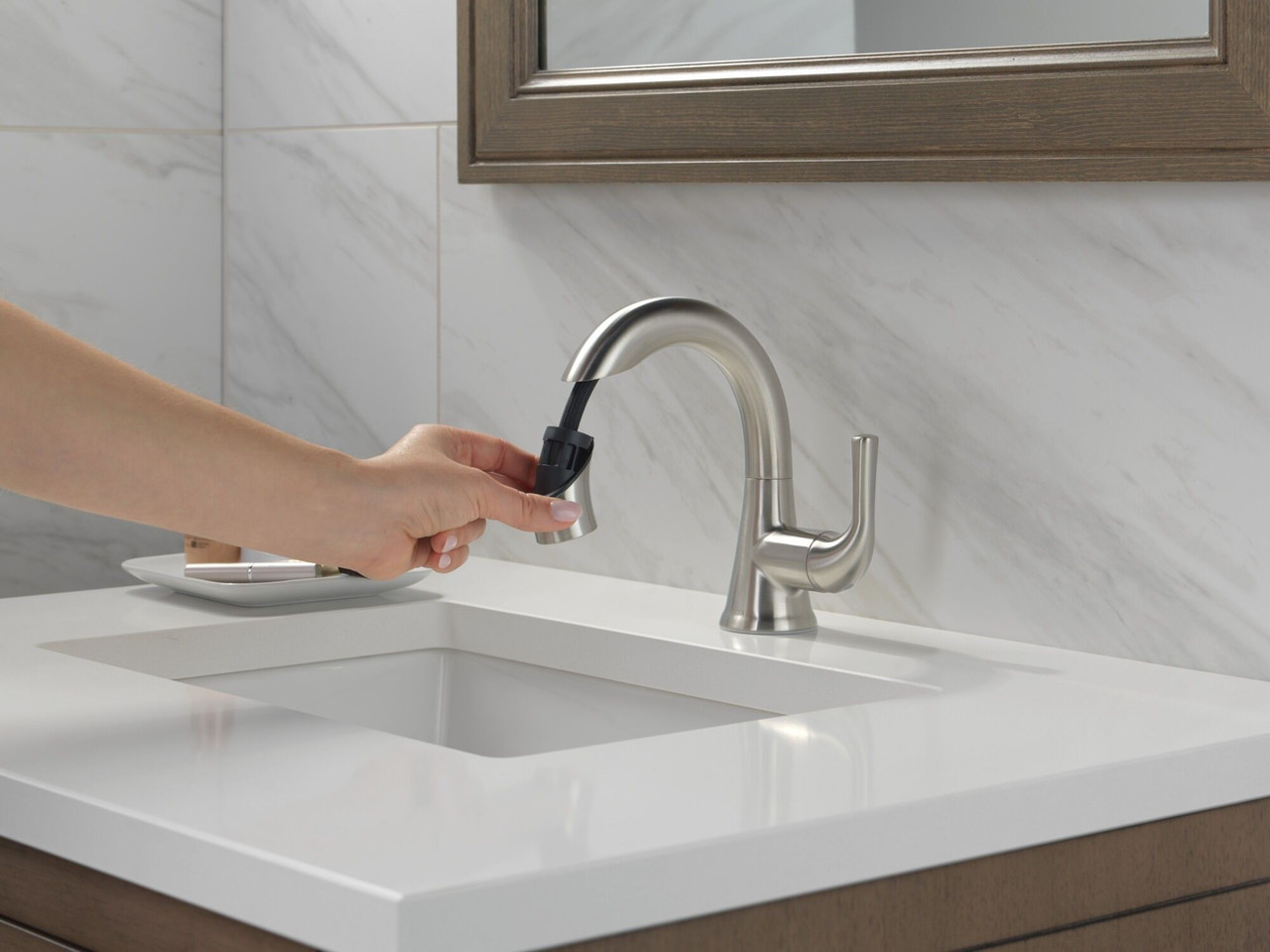 Delta 533LF-SSPDMPU Kayra Single Handle Pull Down Bathroom Faucet, Stainless