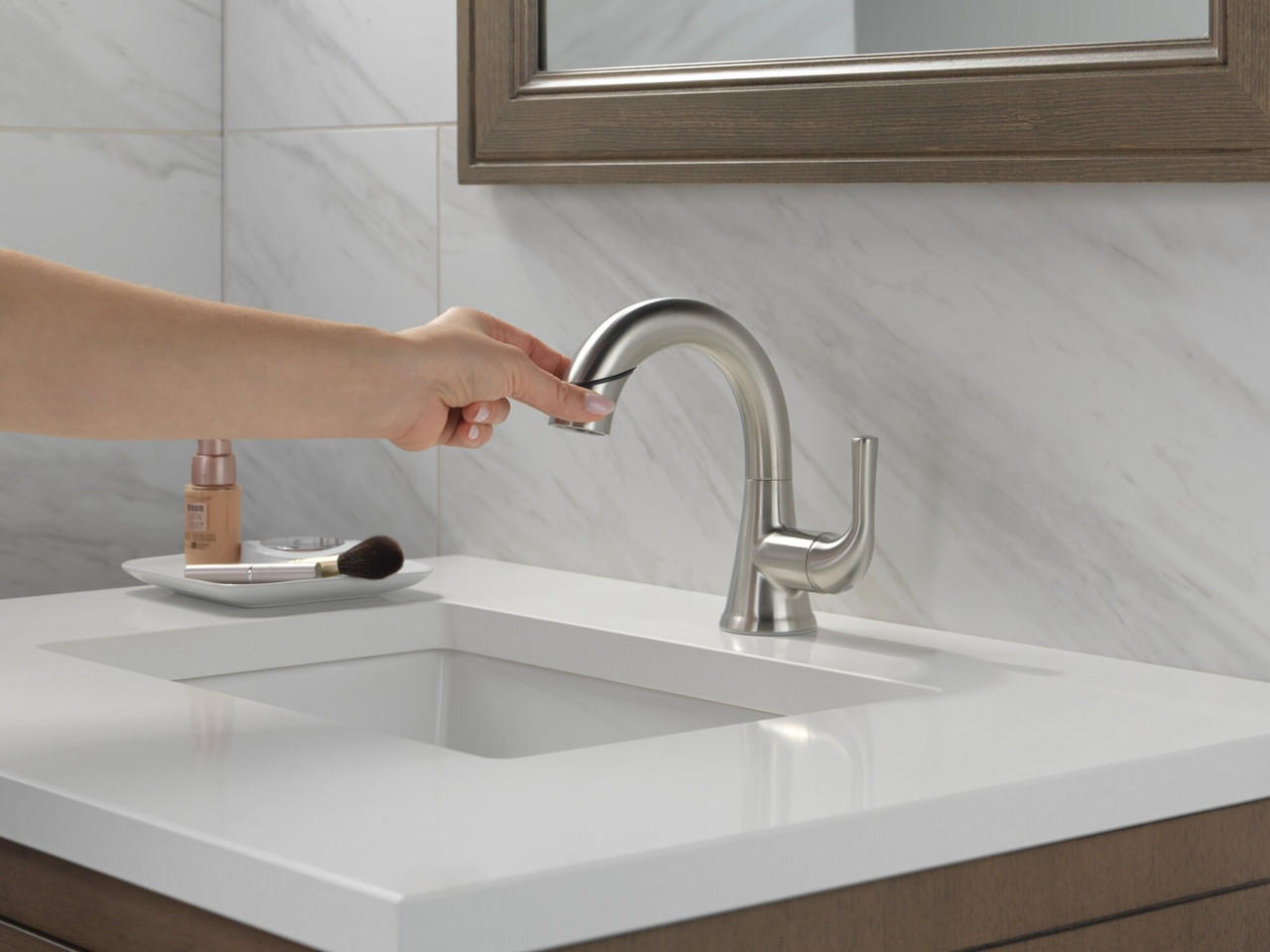 Delta 533LF-SSPDMPU Kayra Single Handle Pull Down Bathroom Faucet, Stainless