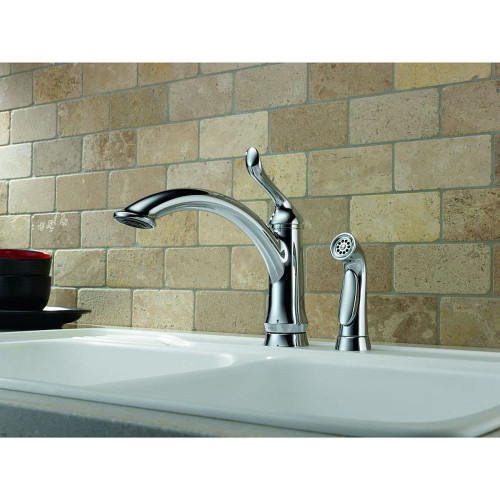 Delta 4453-DST Single Handle Kitchen Faucet with Spray in Polished Chrome