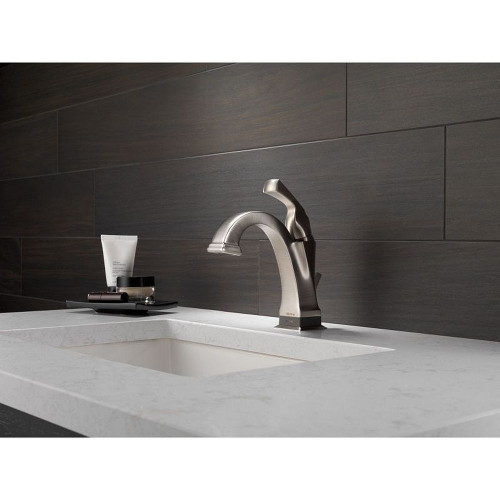 Single Handle Lavatory Faucet with Touch2O.xt Technology in Brilliance Stainless