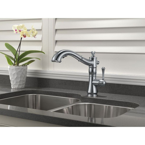 Delta 4197-AR-DST Cassidy Single Handle Pull-Out Kitchen Faucet in Arctic Stainless