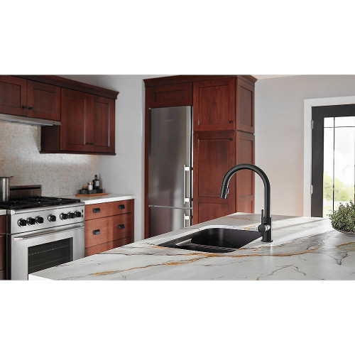 Delta 9159-BL-DST Single Handle Pull-Down Kitchen Faucet in Matte Black Finish