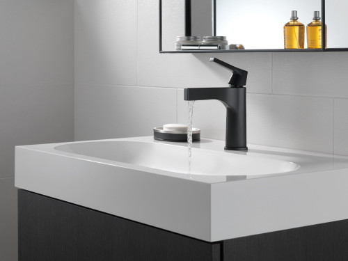 Delta 574-BLMPU-DST Zura Single Handle Bathroom Faucet, Matte Black