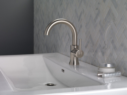 Delta 559HAR-SS-DST Trinsic Single Handle Bathroom Faucet, Stainless