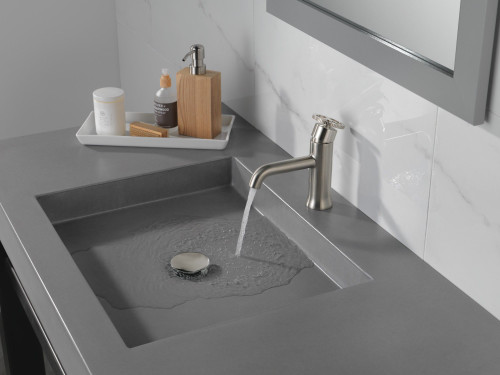 Delta 558-SSMPU-DST Trinsic Single Handle Bathroom Faucet, Stainless