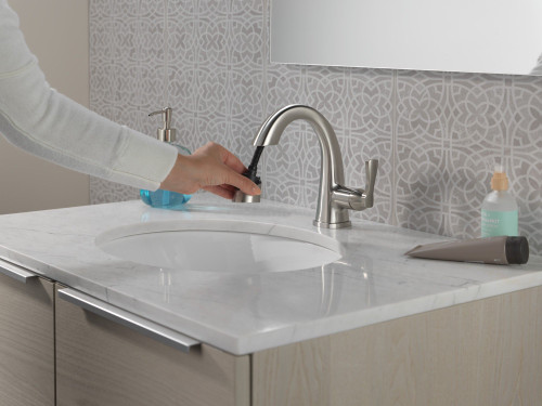Delta 577-SSPD-PR-DST Stryke Single Handle Pull Down Bathroom Faucet, Lumicoat Stainless