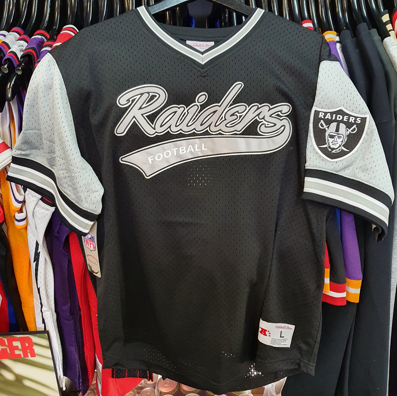 Oakland Raiders Nfl Mesh V Neck Mitchell Ness Black Jersey