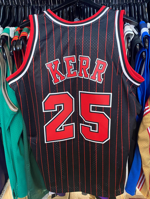 Chicago Bulls (Kerr 25) Mitchell & Ness Black and Red Basketball
