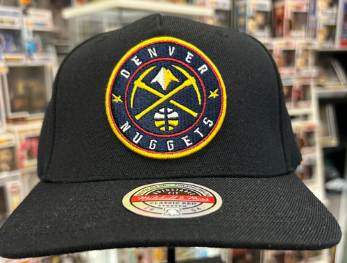 Mitchell & Ness Golden State Warriors NBA Breakthrough Snapback Hat – DTLR