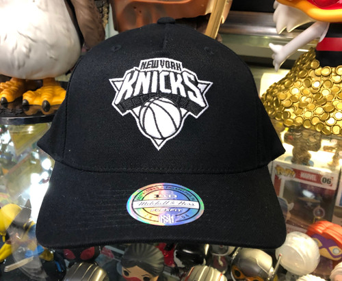 white mitchell and ness snapback