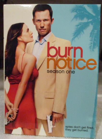 Burn Notice - Season 1 - Villages of Fun