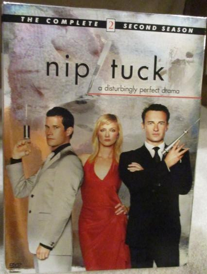 Nip/Tuck - Season 2 - Villages of Fun