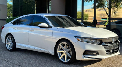  19x8.5 5x114.3 35mm 235/40/19 | 2020 Honda Accord Sedan 